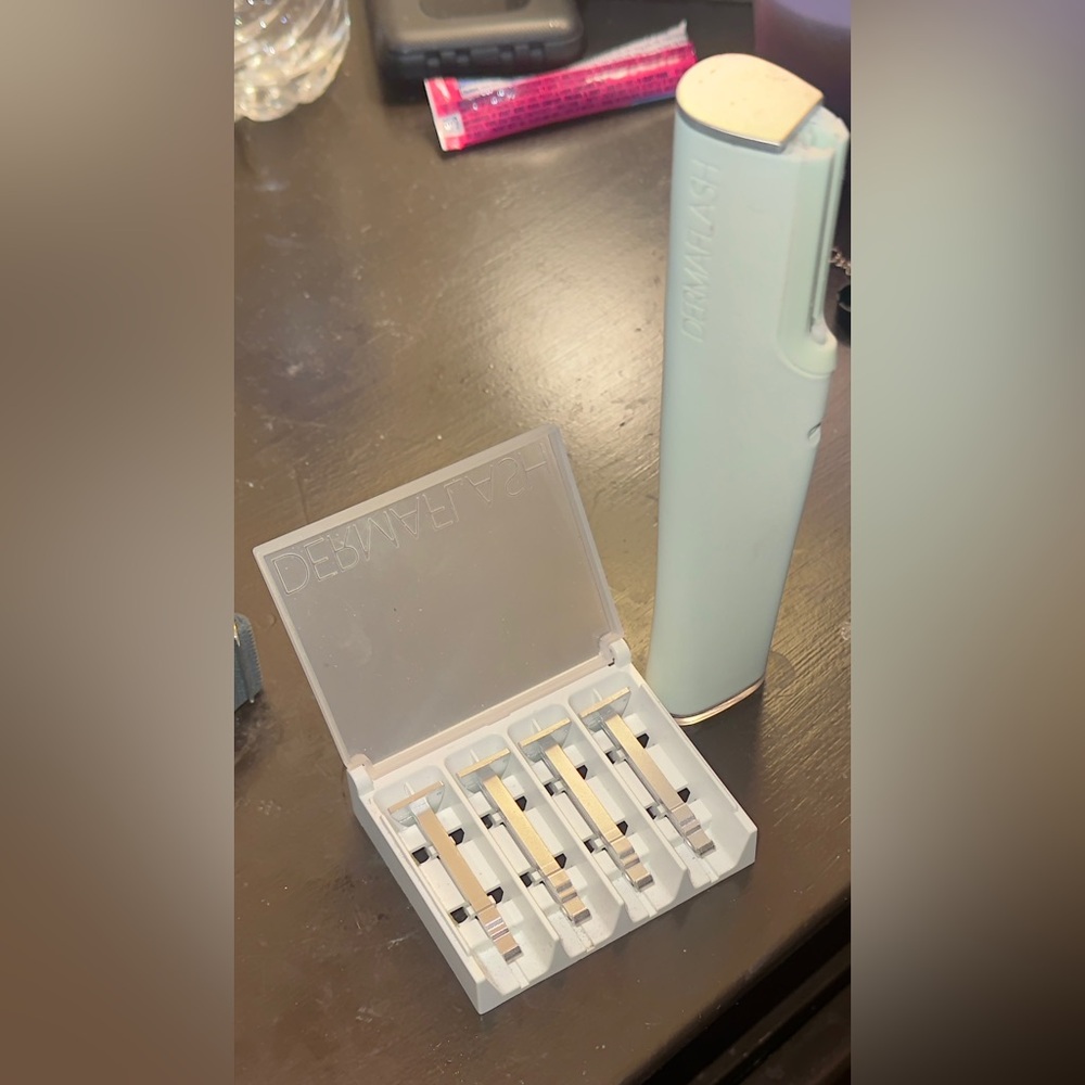 Dermaflash Mint Green Bath & Body Tool Set